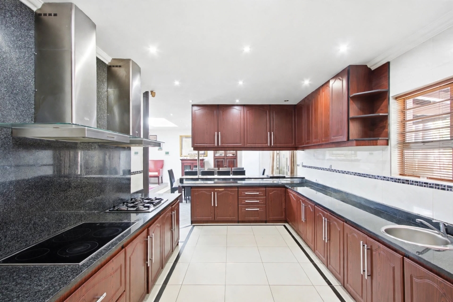5 Bedroom Property for Sale in Fisher Haven Western Cape